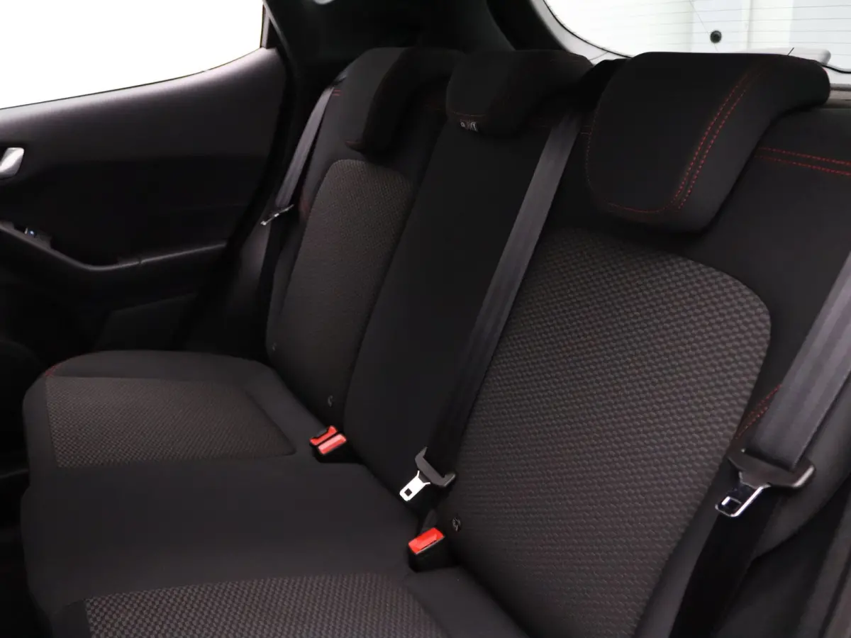 EcoBoost ST-Line 95pk Cruise | Climate | Carplay | Parkeersens. achter