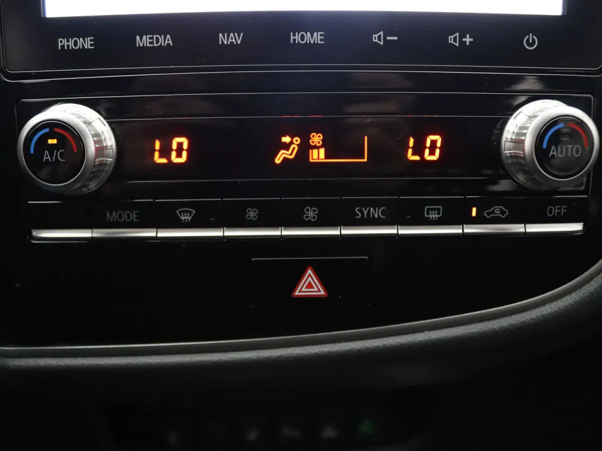 225pk PHEV Intense+ 360° Camera | Cruise | Parkeersens. v+a | Stoel-/stuurverw.