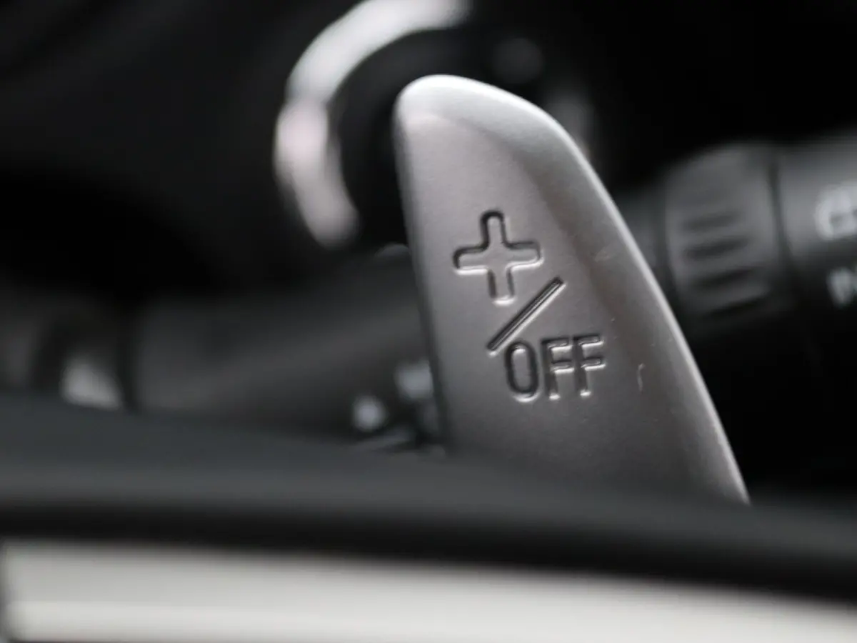 225pk PHEV Intense+ 360° Camera | Cruise | Parkeersens. v+a | Stoel-/stuurverw.