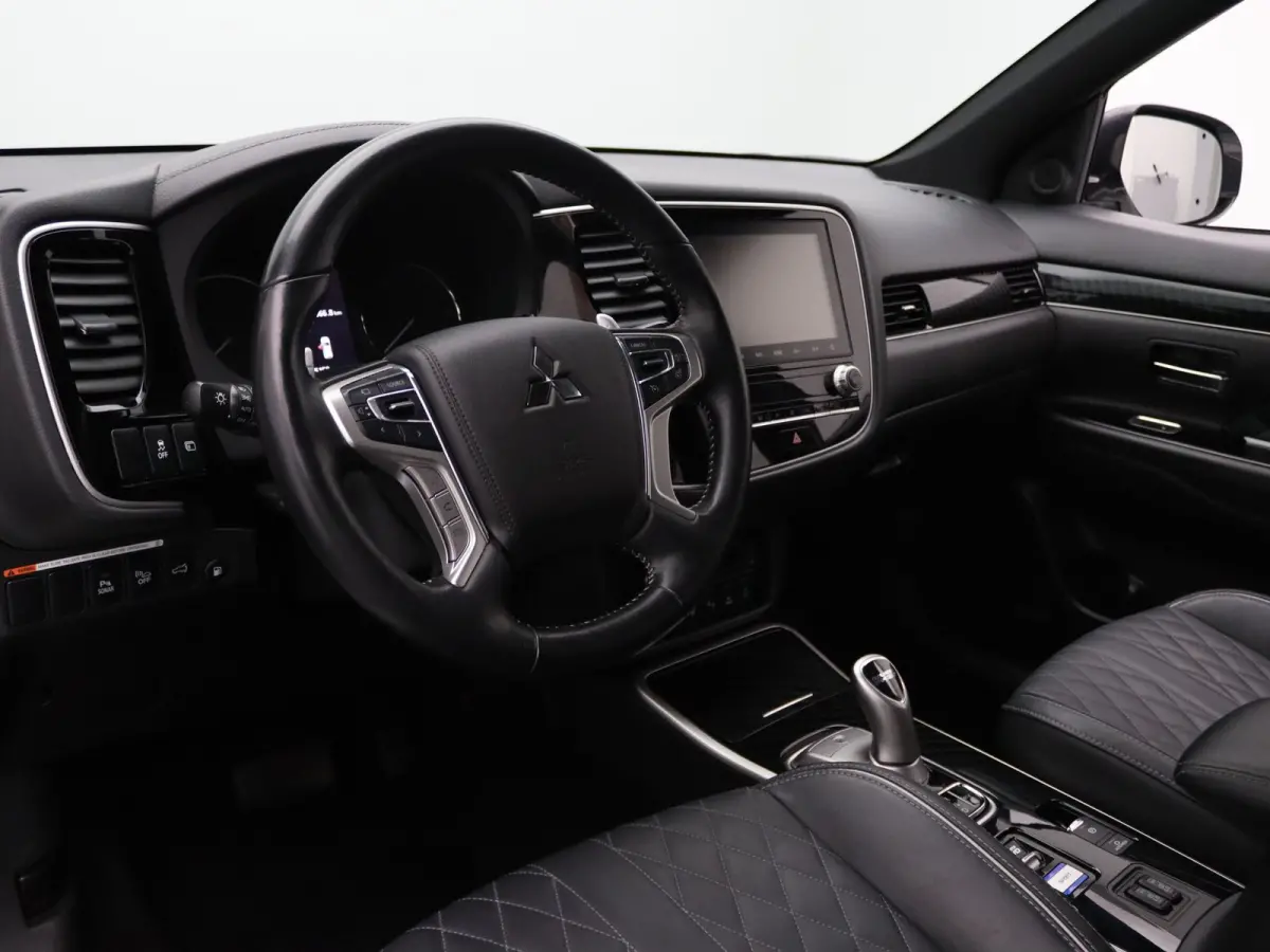 225pk PHEV Intense+ 360° Camera | Cruise | Parkeersens. v+a | Stoel-/stuurverw.