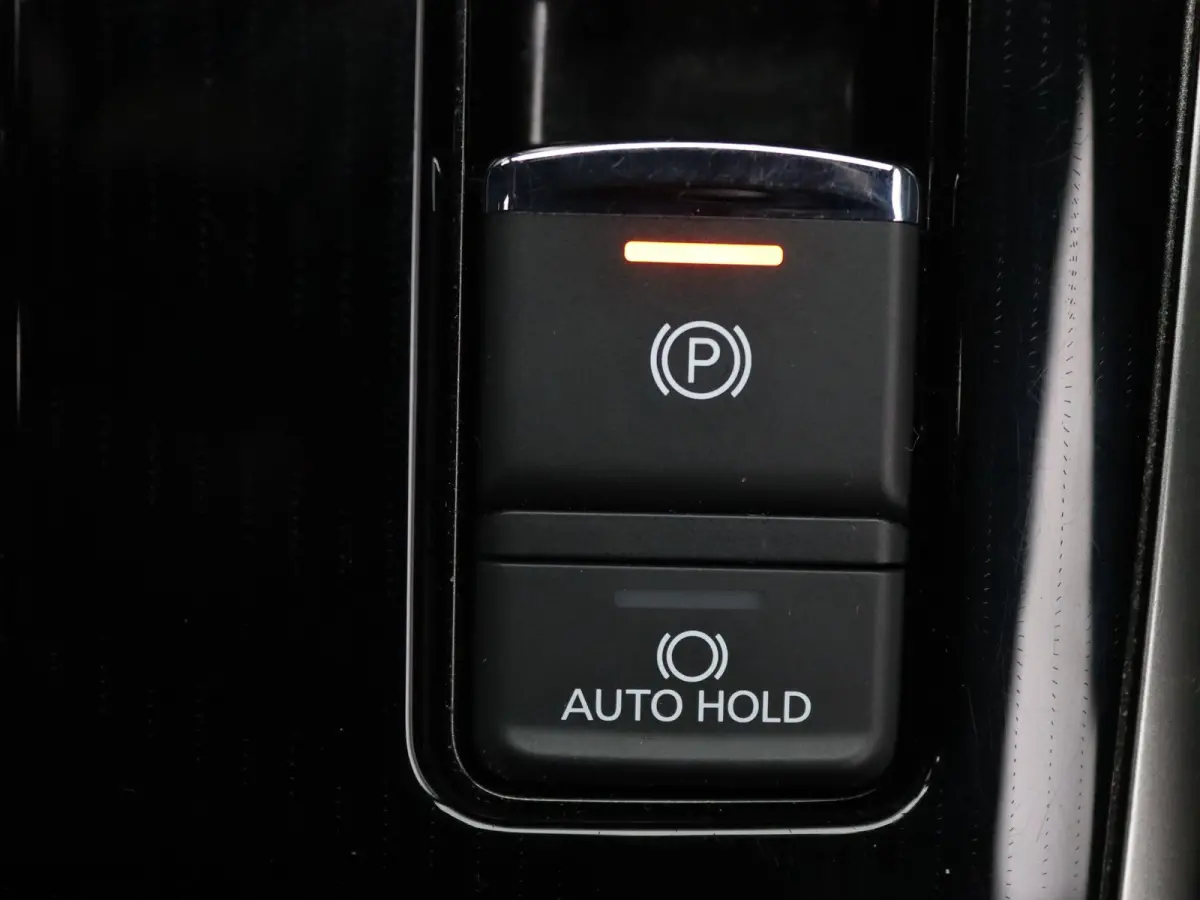 225pk PHEV Intense+ 360° Camera | Cruise | Parkeersens. v+a | Stoel-/stuurverw.