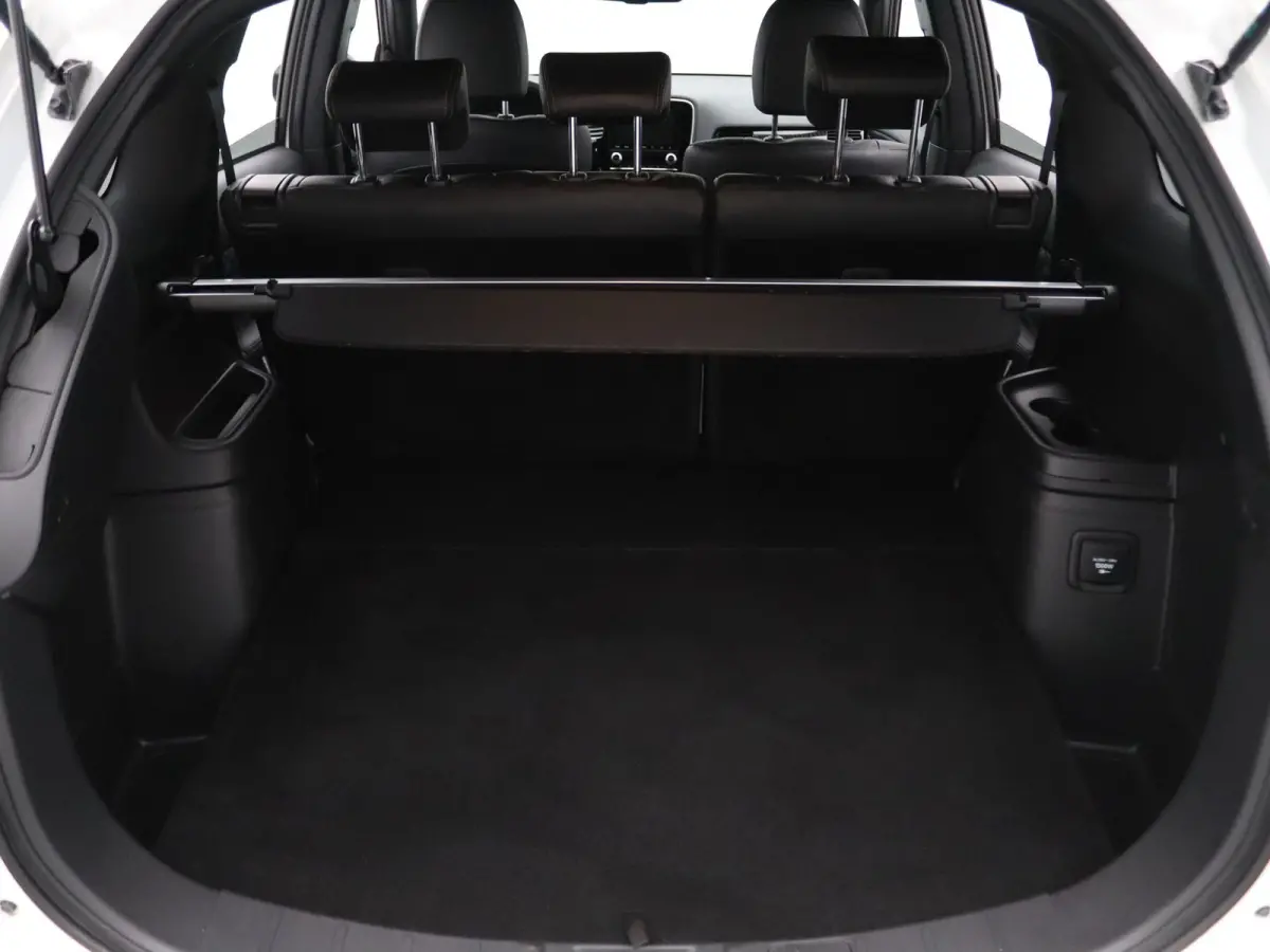 225pk PHEV Intense+ 360° Camera | Cruise | Parkeersens. v+a | Stoel-/stuurverw.