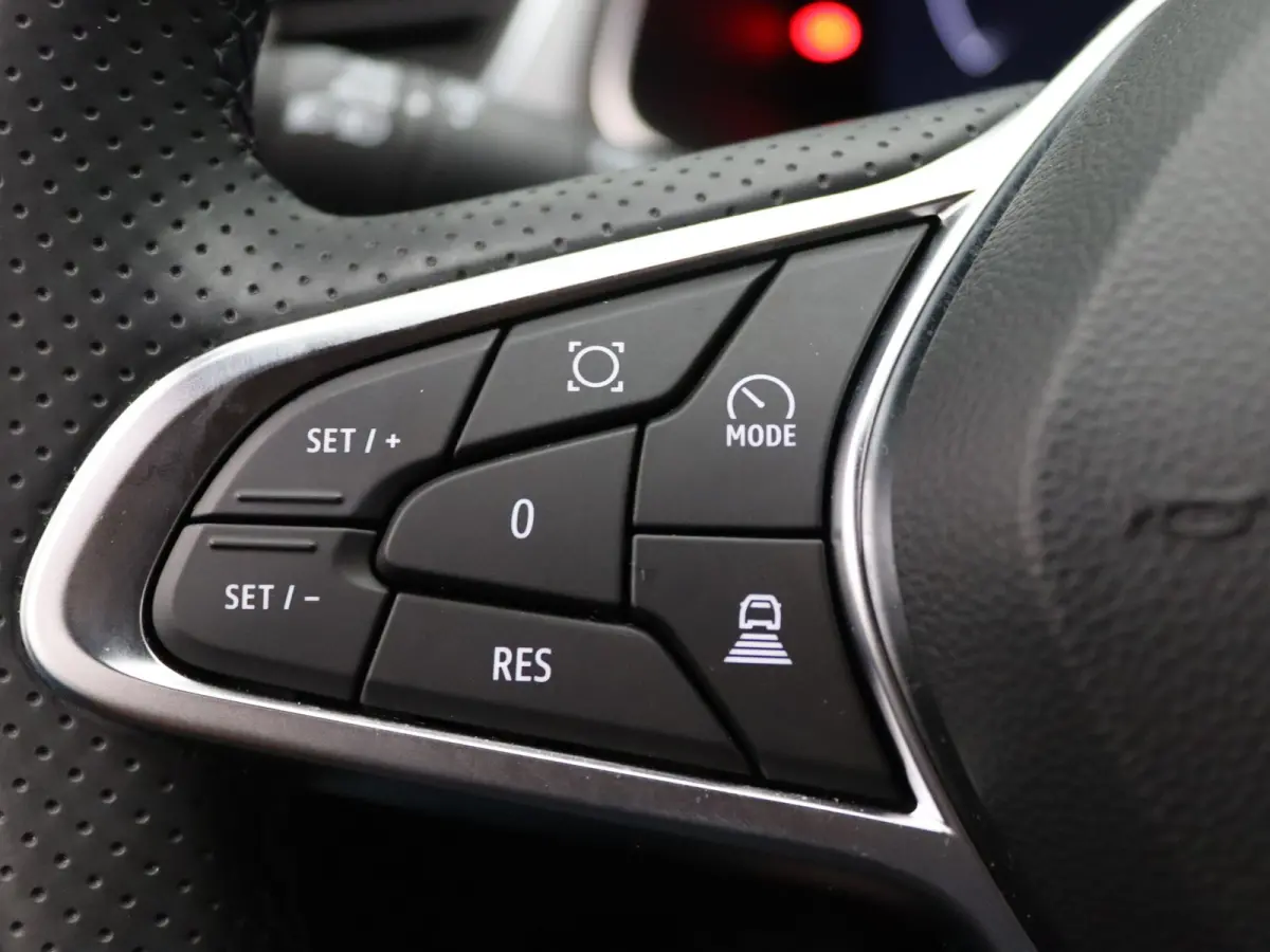 E-Tech full hybrid 145pk techno Cruise control adaptief
