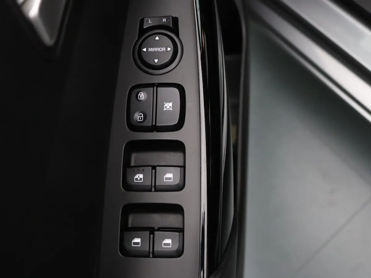 1.0 DPi DynamicLine Achteruitrijcamera | Apple Carplay/Android Auto