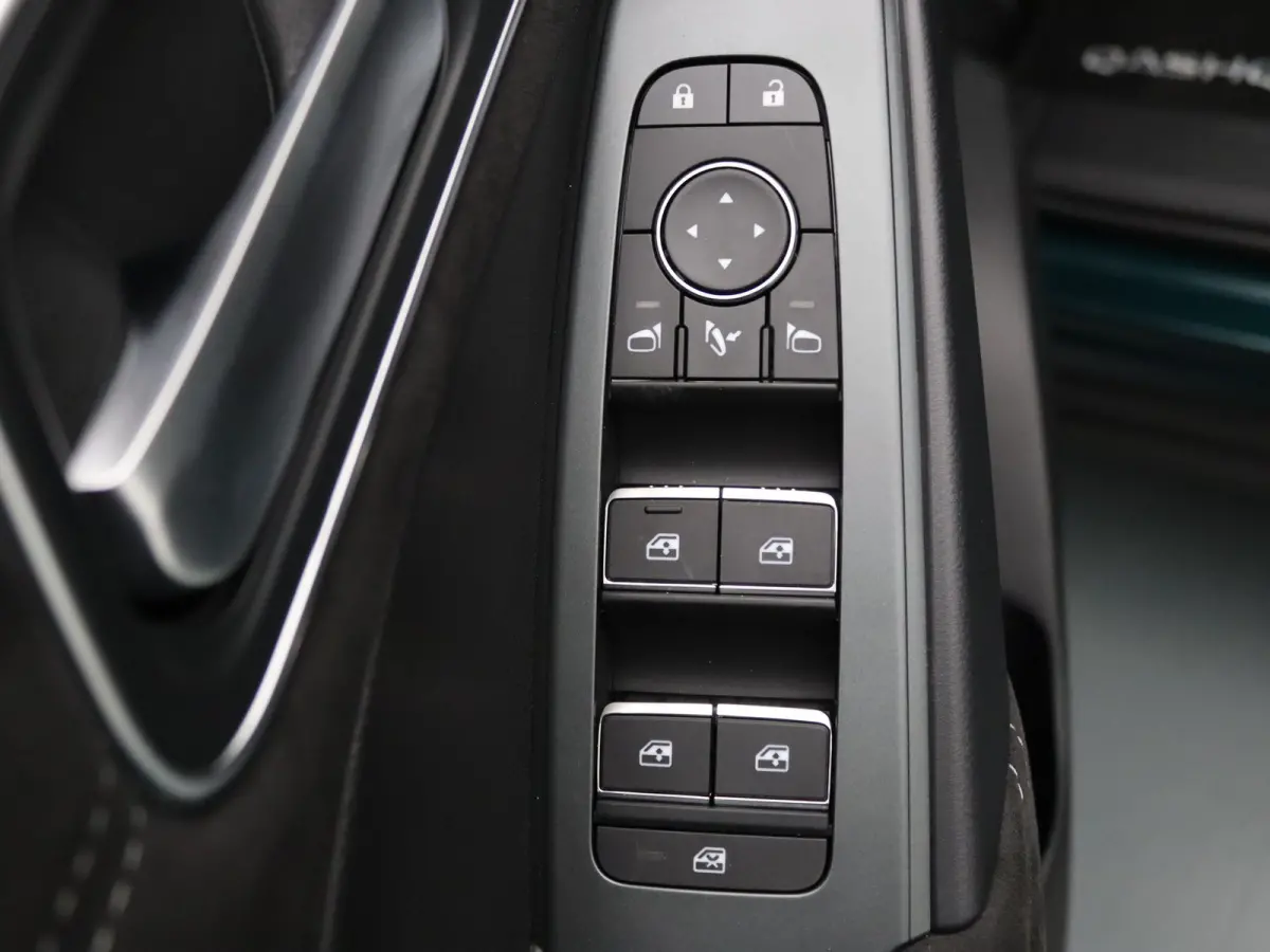 e-Power Tekna Plus 205pk BOSE | Head-Up | 360° Camera | Stoel-/stuur-/voorruitverw. | Panoramadak