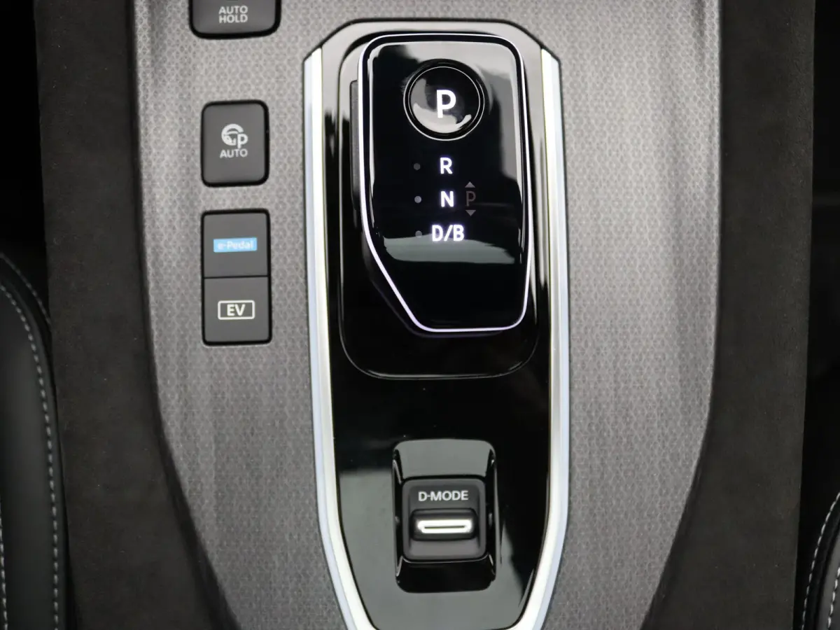 e-Power Tekna Plus 205pk BOSE | Head-Up | 360° Camera | Stoel-/stuur-/voorruitverw. | Panoramadak