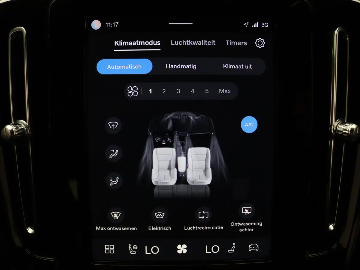 B4 Plus Dark 200pk Harman Kardon | Camera | Stoel-/stuurverw. | Trekhaak elektrisch.
