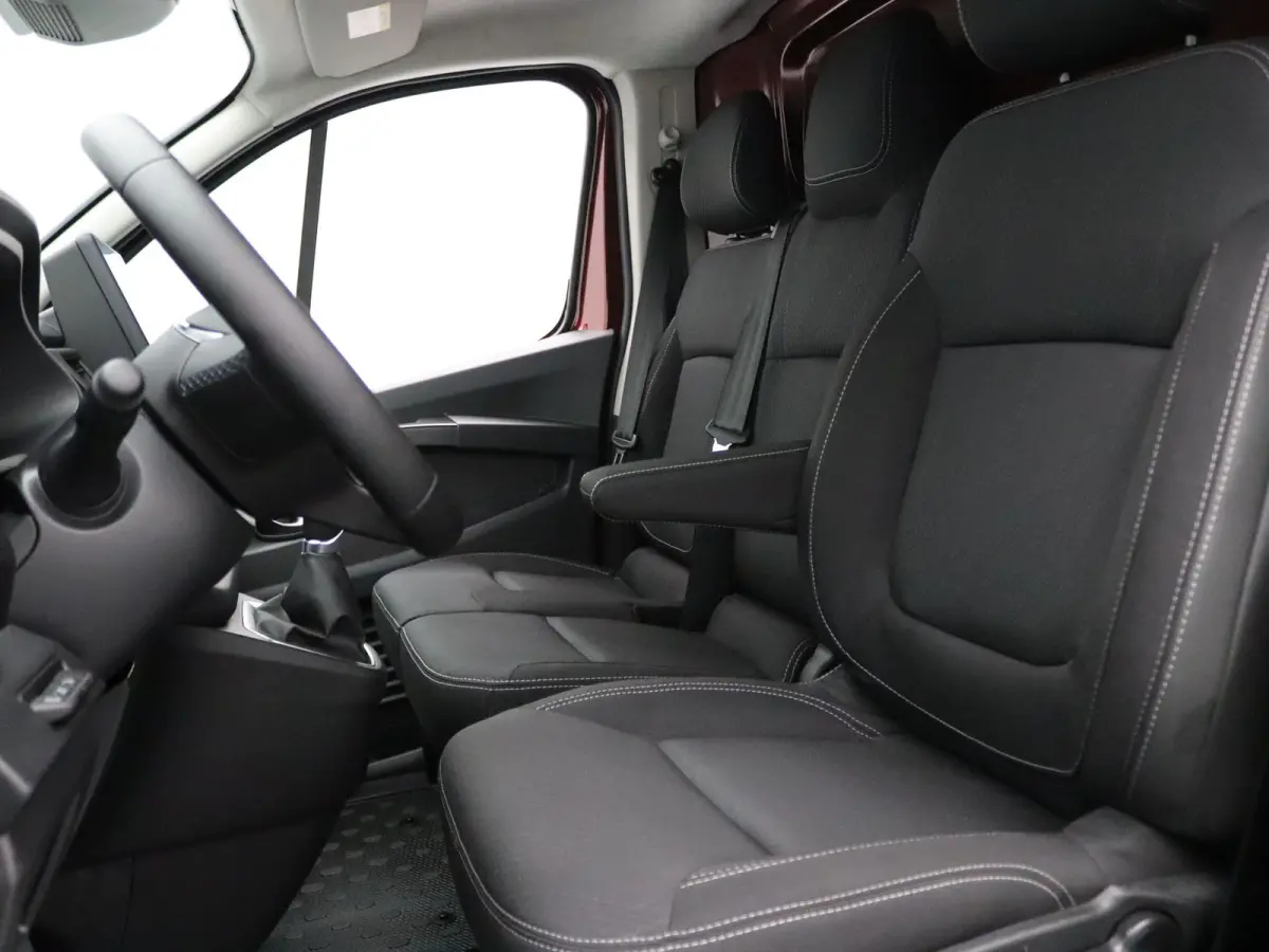 dCi 150 EDC T30 L2H1 Extra Camera | Cruise | Parkeersens. v+a | Stoelverw.