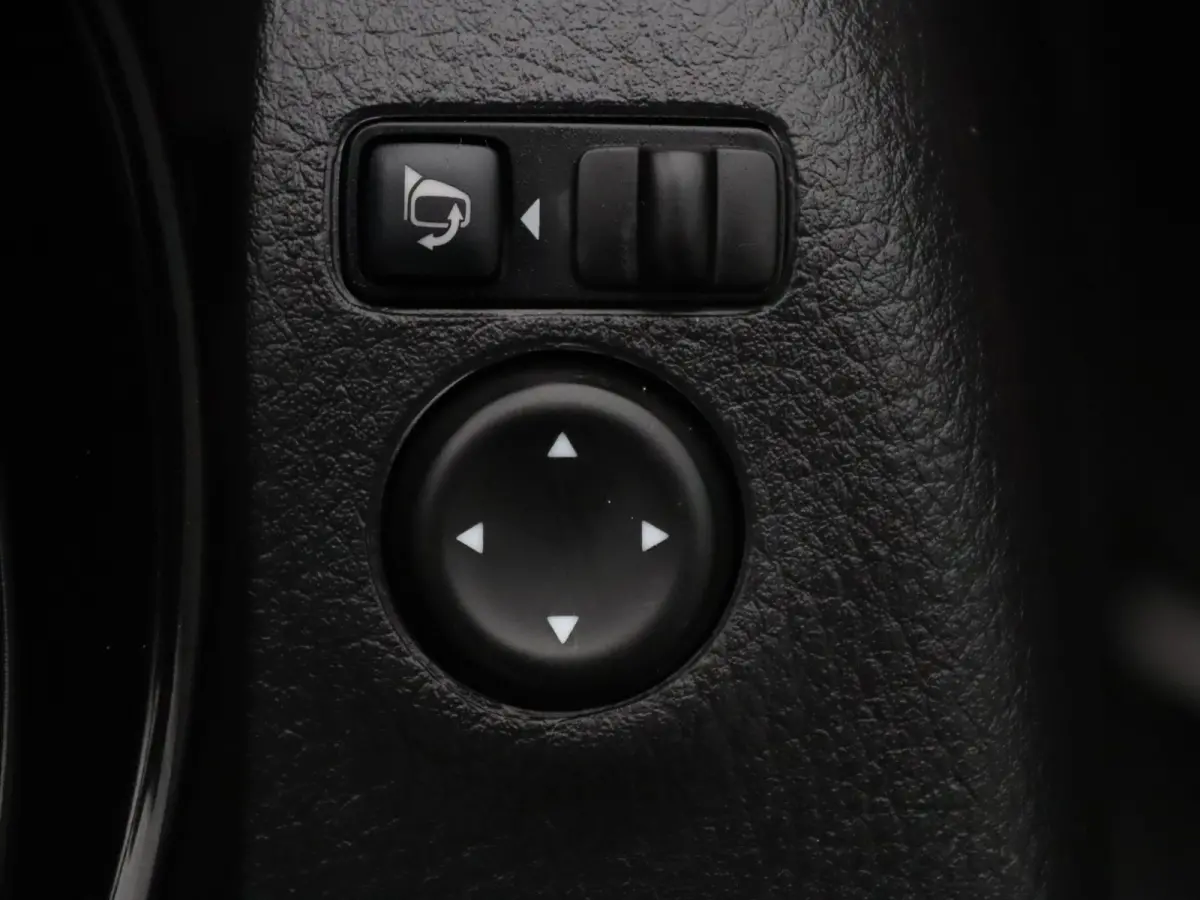 DIG-T Tekna 160pk BOSE | 360° Camera | Parkeersens. v+a | Panoramadak | Trekhaak