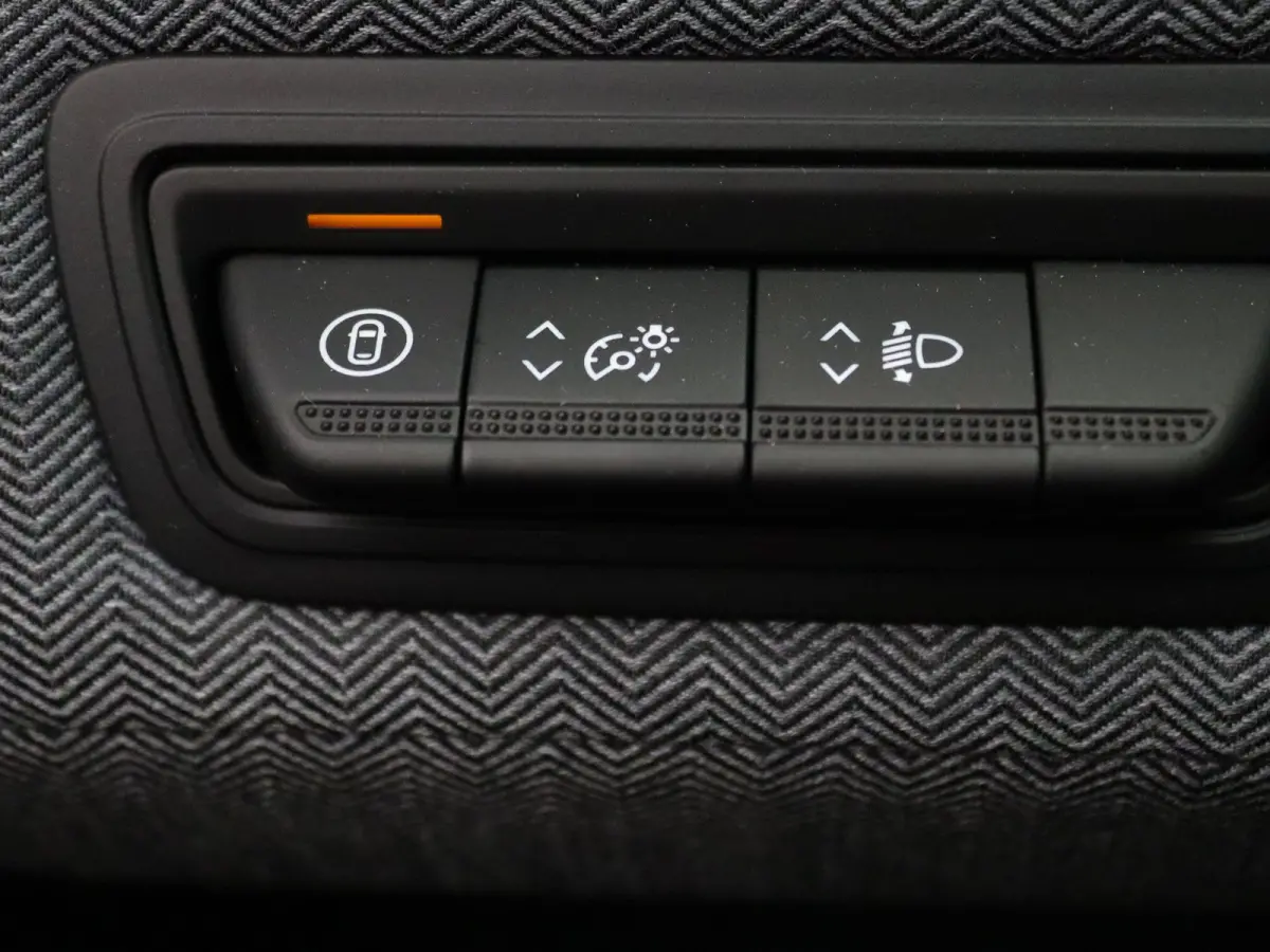 TCe 90 GPF techno Camera | Climate | Cruise | Navi | Parkeersens. achter