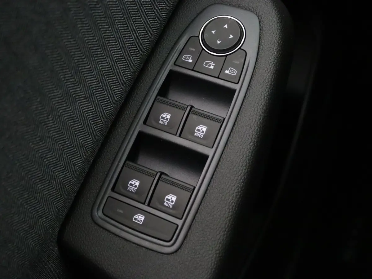 TCe 90 GPF techno Camera | Climate | Cruise | Navi | Parkeersens. achter
