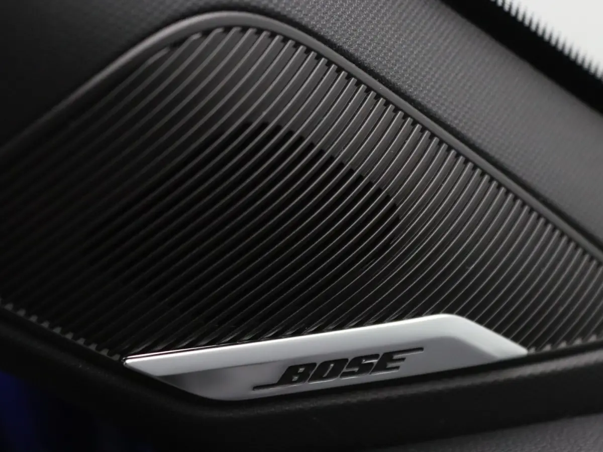 140pk HEV Instyle BOSE | 360° Camera | Adapt. Cruise | Stoel-/stuurverw.