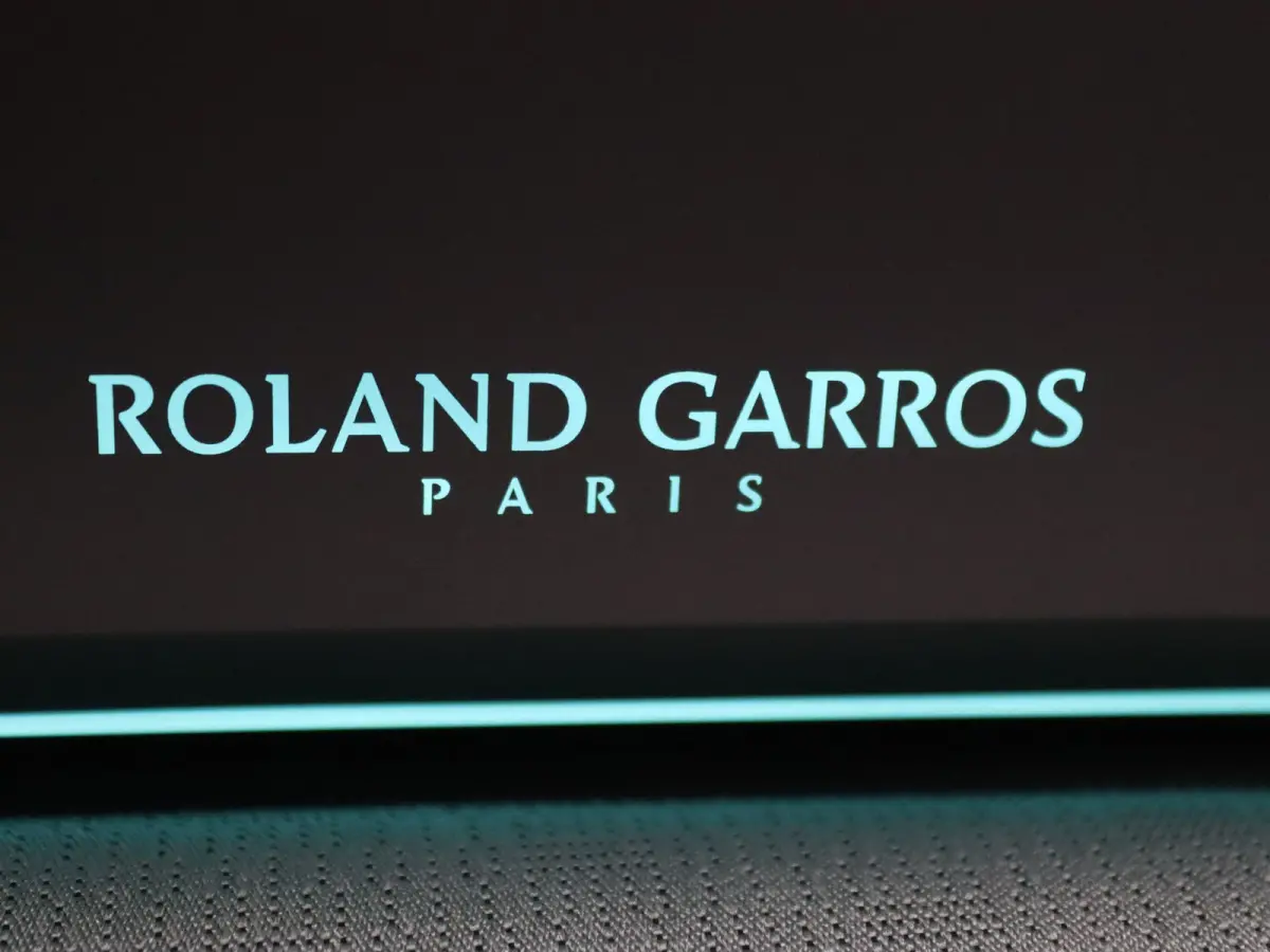 comfort range Roland-Garros 52 kWh Harman Kardon | Camera | Adapt. Cruise | Parkeersens. v+a | Stoel-/stuurverw.