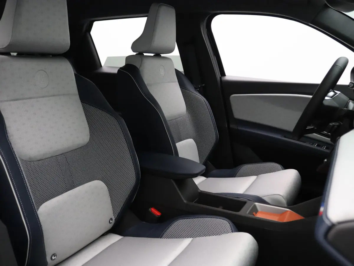 comfort range Roland-Garros 52 kWh Harman Kardon | Camera | Adapt. Cruise | Parkeersens. v+a | Stoel-/stuurverw.