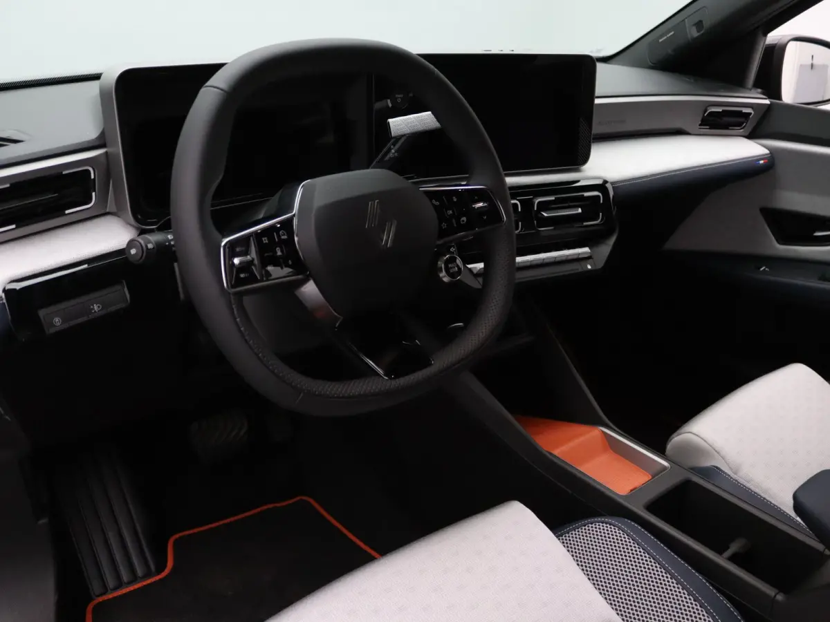 comfort range Roland-Garros 52 kWh Harman Kardon | Camera | Adapt. Cruise | Parkeersens. v+a | Stoel-/stuurverw.