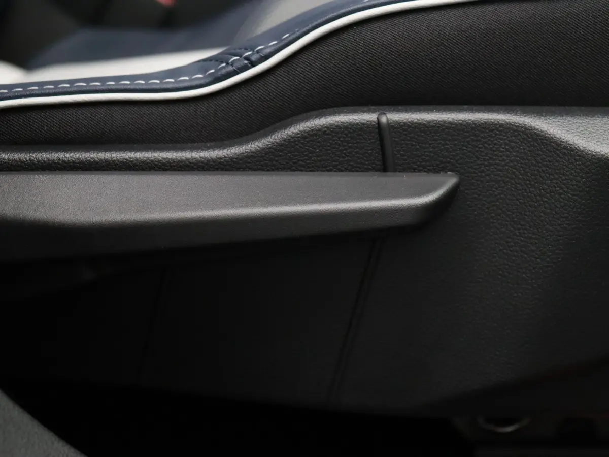 comfort range Roland-Garros 52 kWh Harman Kardon | Camera | Adapt. Cruise | Parkeersens. v+a | Stoel-/stuurverw.