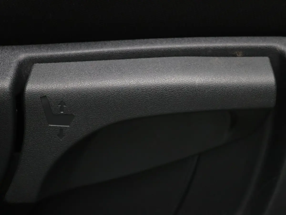140PK DIG-T Acces Edition Camera | Cruise | Navi