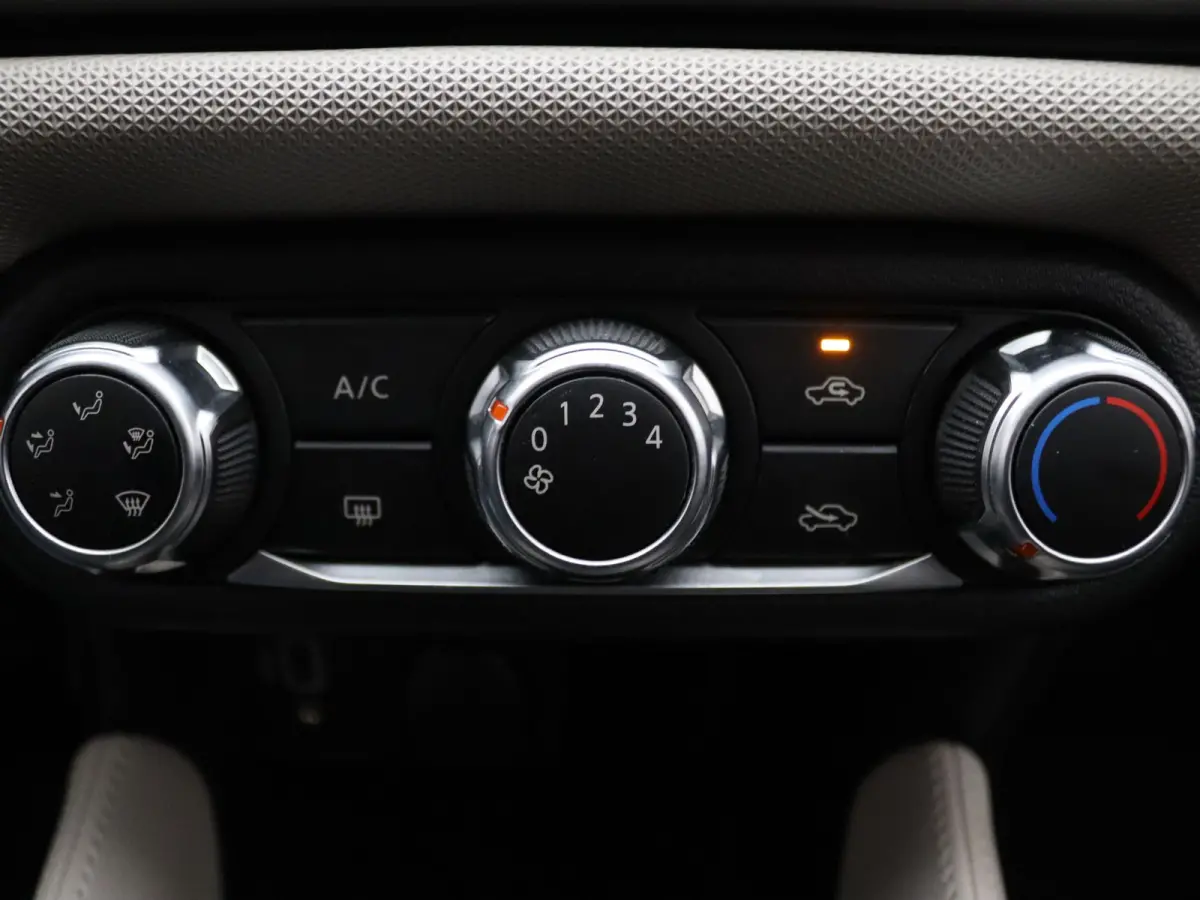 IG-T Acenta 100pk Airco | Cruise | Carplay