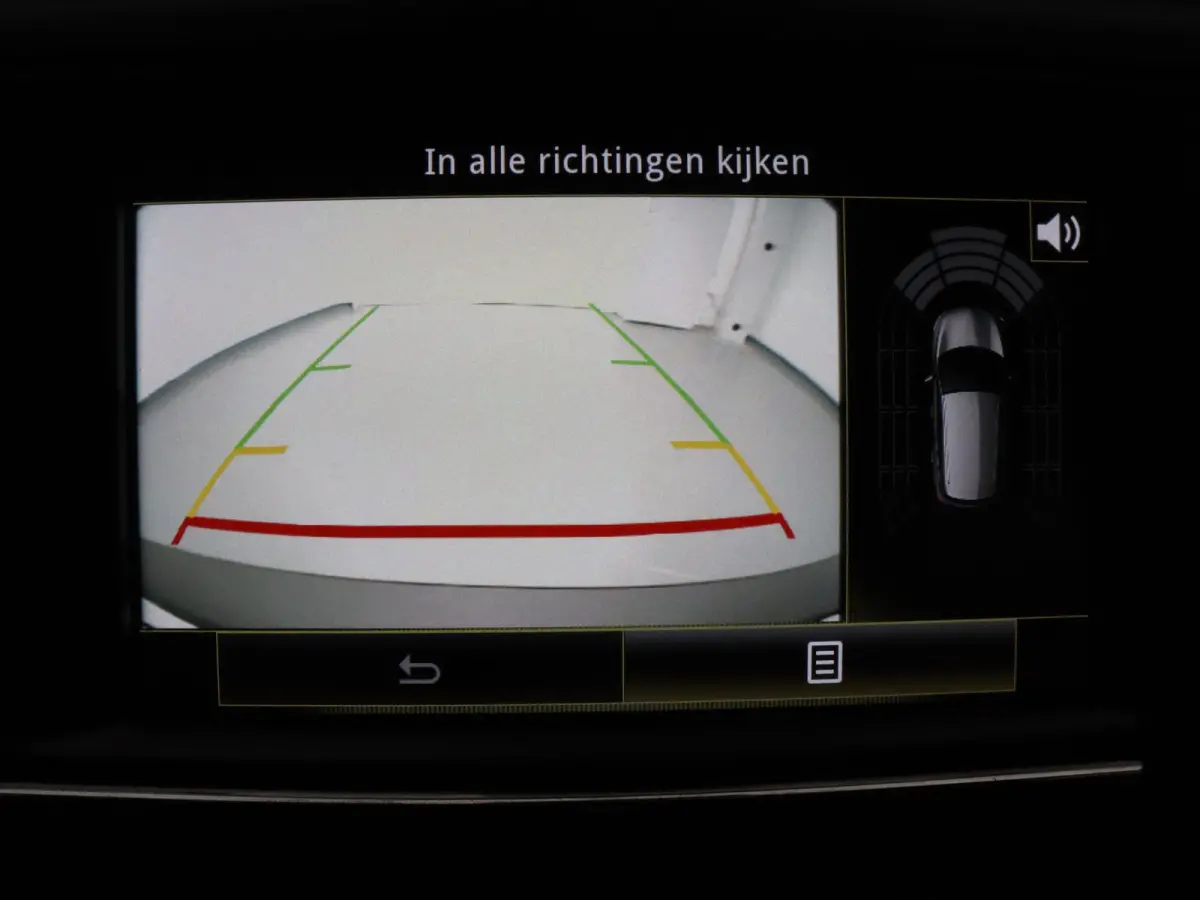 TCe Intens 130pk Camera | Cruise | Navi | Parkeersens. v+a | Stoelverw.