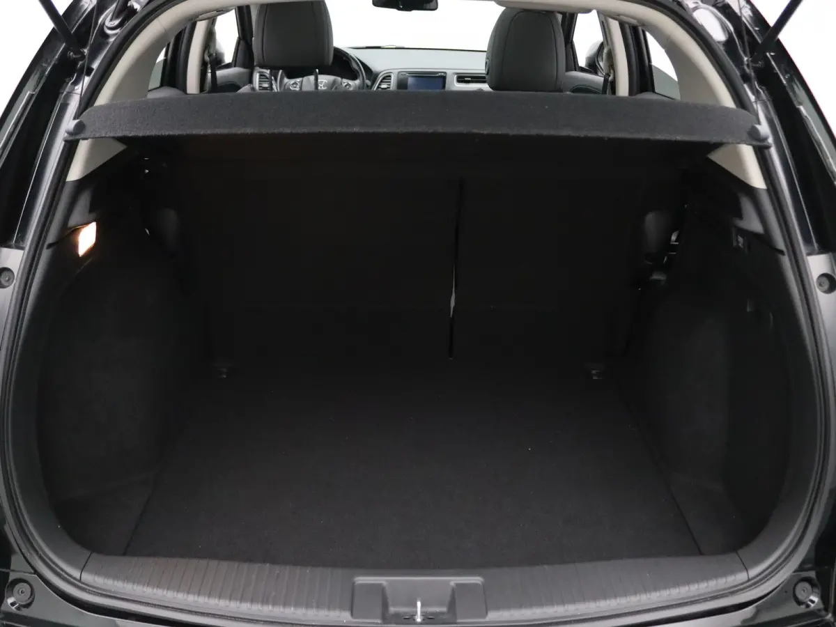 i-VTEC Executive 130pk Camera | Parkeersens. v+a | Stoelverw. | Panoramadak
