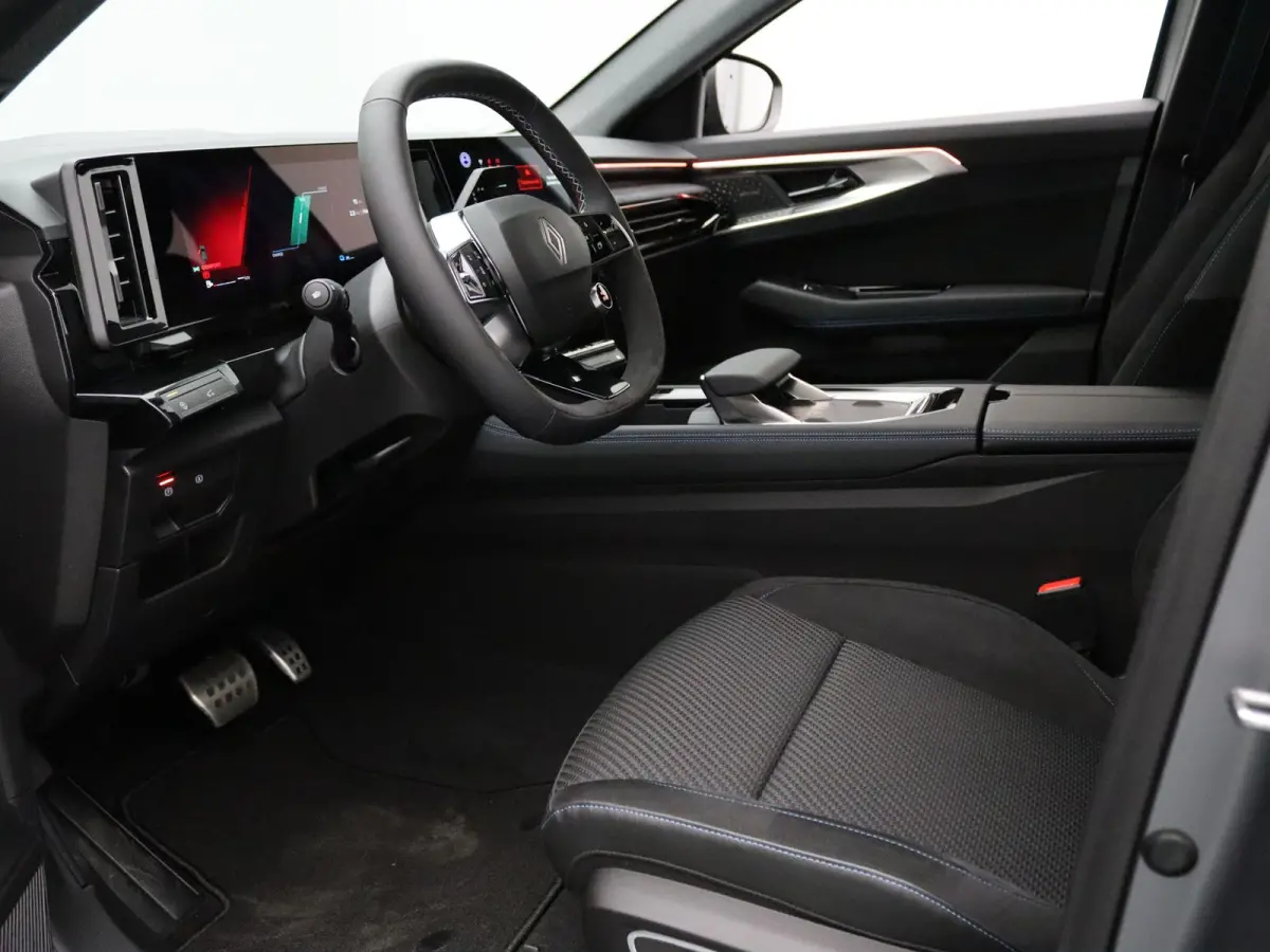 E-Tech Hybrid 200pk esprit Alpine 7p. 360° Camera | Harman Kardon | Head-Up | Adapt. Cruise | Parkeersens. v+a | Stoel-/stuur-/voorruitverw. | Panoramadak