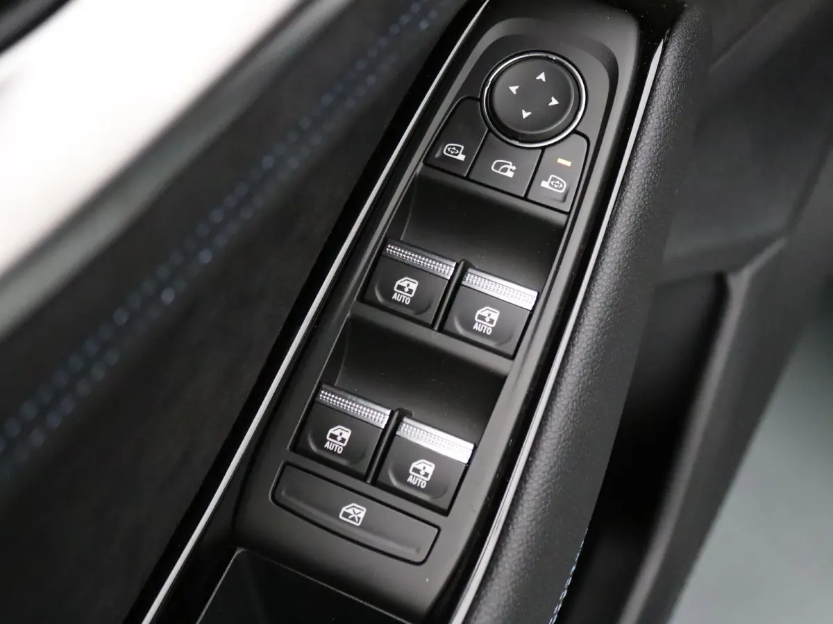 E-Tech Hybrid 200pk esprit Alpine 7p. 360° Camera | Harman Kardon | Head-Up | Adapt. Cruise | Parkeersens. v+a | Stoel-/stuur-/voorruitverw. | Panoramadak