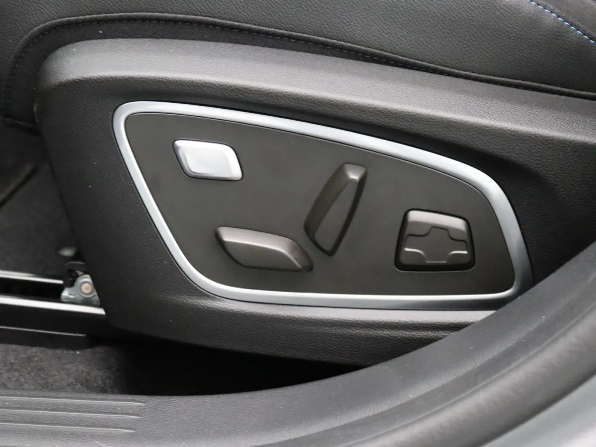 E-Tech Hybrid 200pk esprit Alpine 7p. 360° Camera | Harman Kardon | Head-Up | Adapt. Cruise | Parkeersens. v+a | Stoel-/stuur-/voorruitverw. | Panoramadak