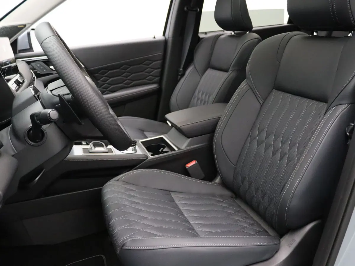 306pk PHEV Instyle Lederen bekleding | Navig | Rondomzicht Camera