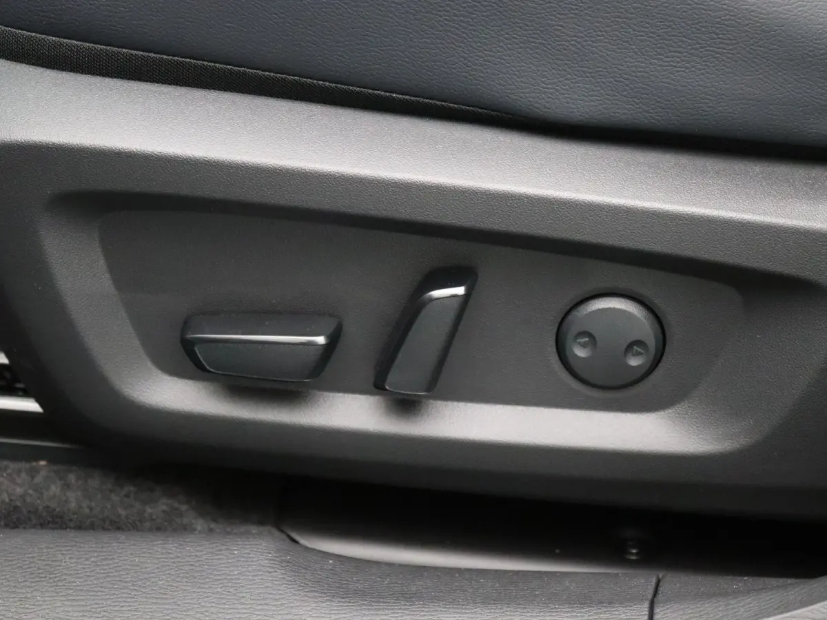 306pk PHEV Instyle Lederen bekleding | Navig | Rondomzicht Camera