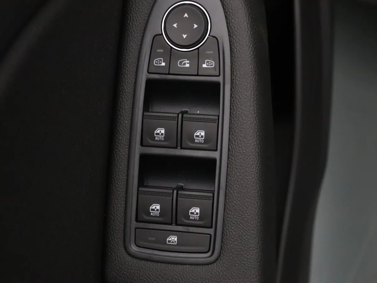 145pk HEV Intense+ Automaat Camera | Adapt. Cruise | Parkeersens. v+a | Stoel-/stuurverw.