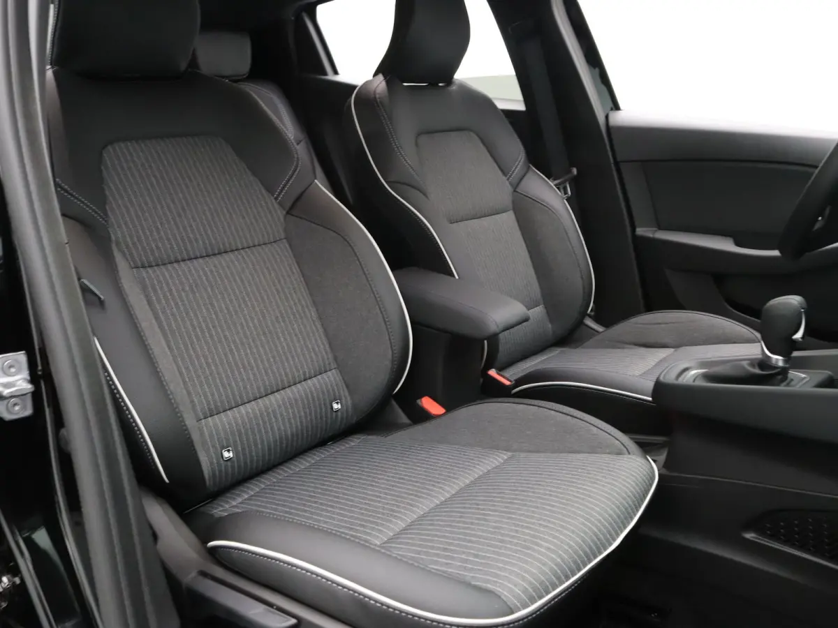 145pk HEV Intense+ Automaat Camera | Adapt. Cruise | Parkeersens. v+a | Stoel-/stuurverw.