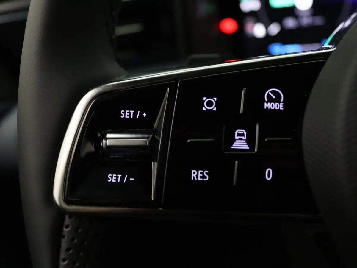 EVOLVE 52 kWh Harman Kardon | Camera | Adapt. Cruise | Stoel-/stuurverw.