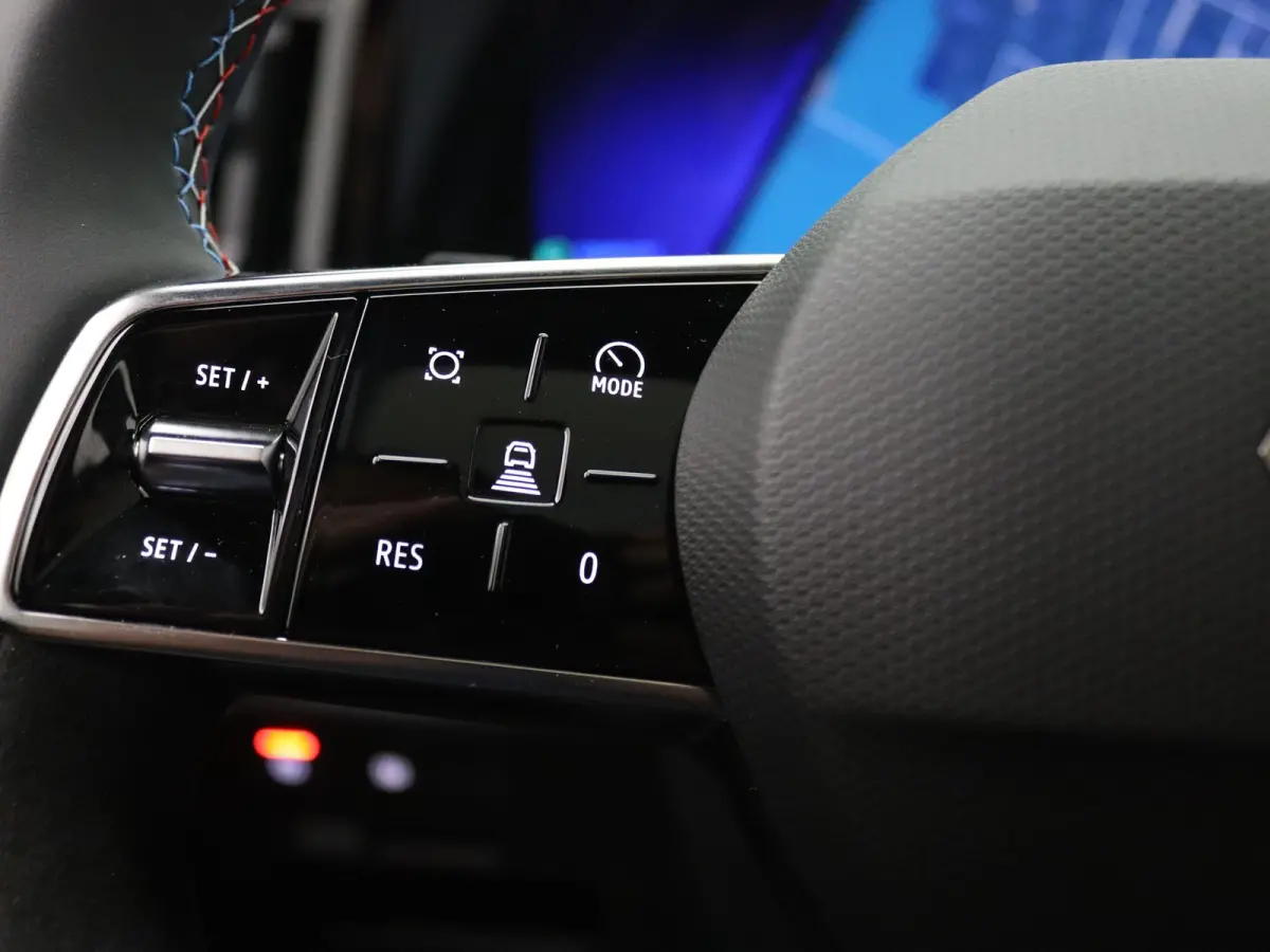 E-Tech full hybrid esprit Alpine 200pk Harman Kardon | Head-Up | Stoel-/stuur-/voorruitverw. | Panoramadak .
