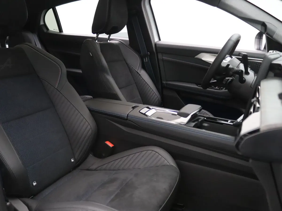 E-Tech full hybrid esprit Alpine 200pk Harman Kardon | Head-Up | Stoel-/stuur-/voorruitverw. | Panoramadak .