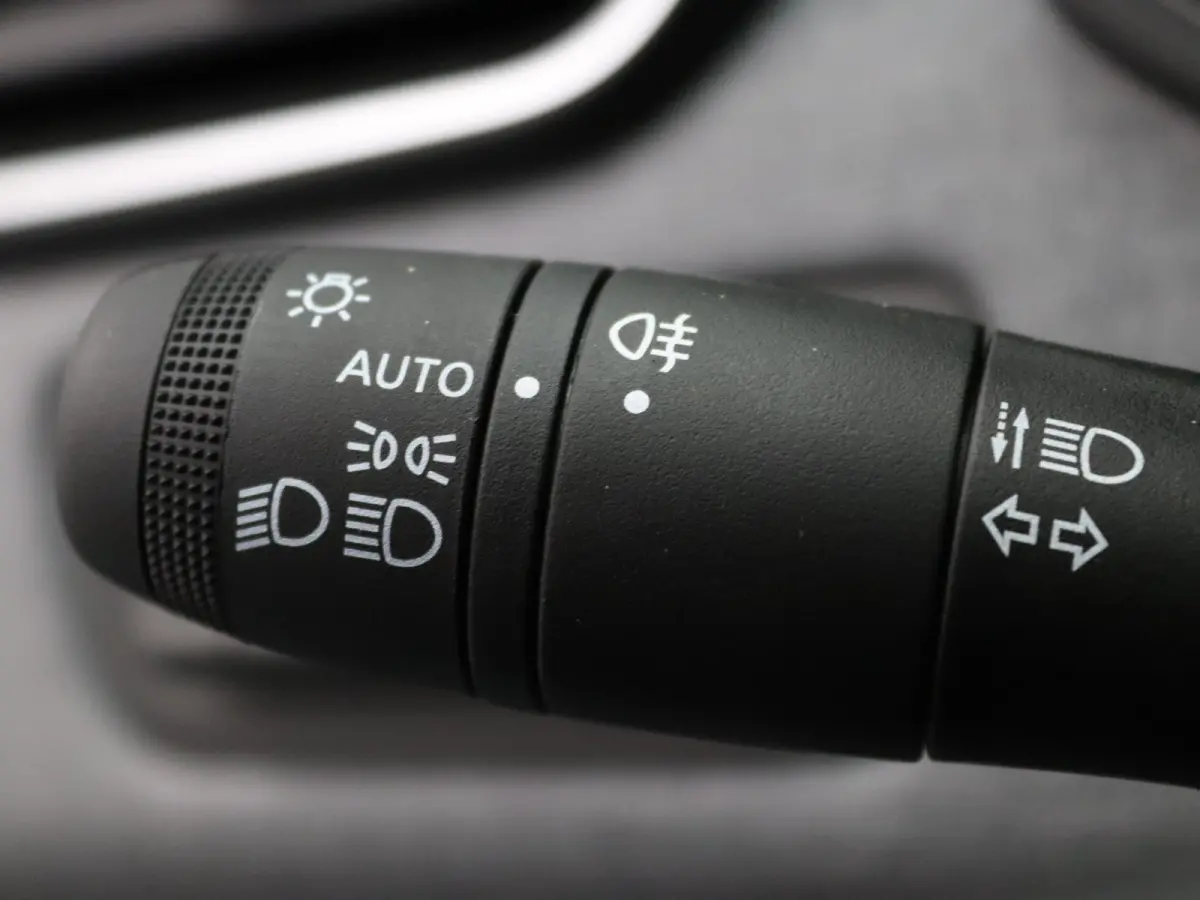 90pk Intense Camera | Climate | Cruise | Parkeersens. v+a
