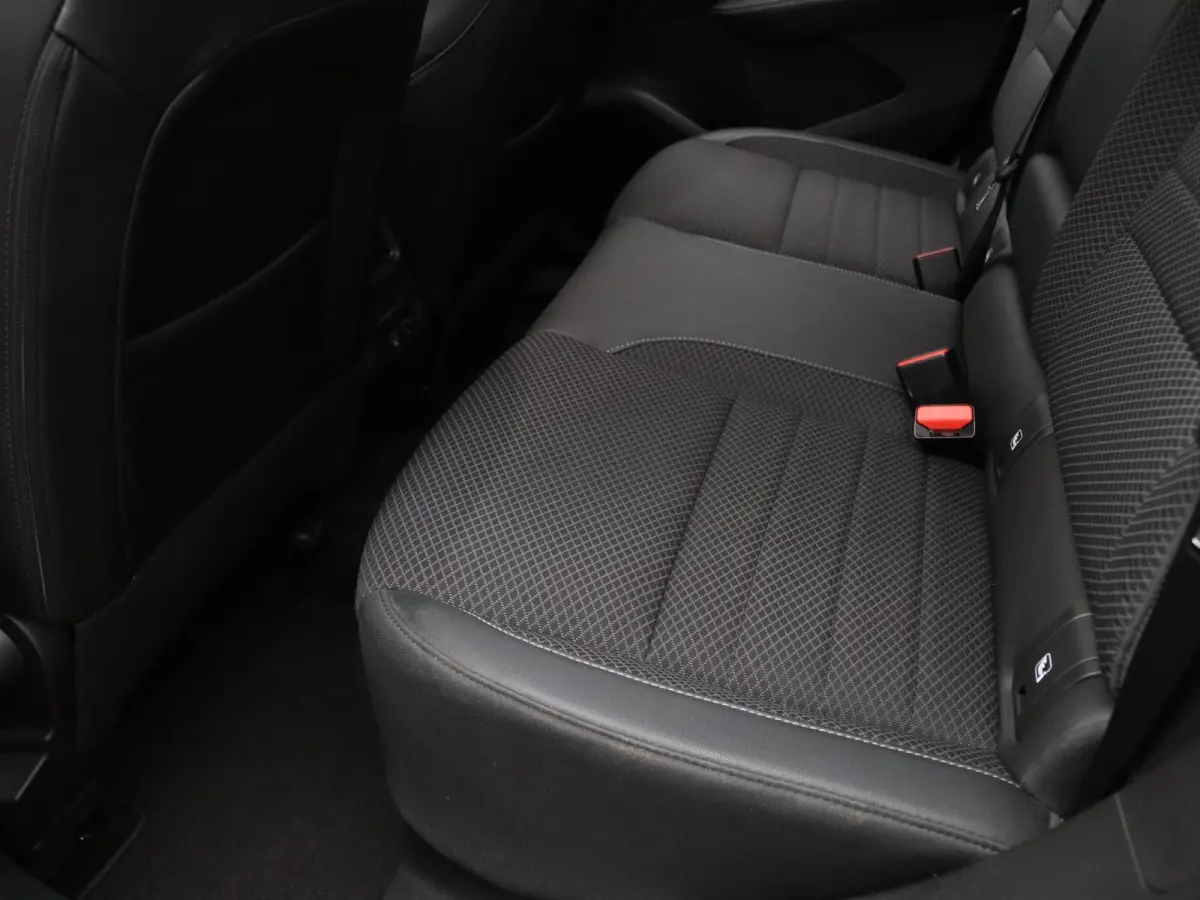 E-Tech Hybrid 145pk Intens Camera | Adapt. Cruise | Navi | Parkeersens. v+a