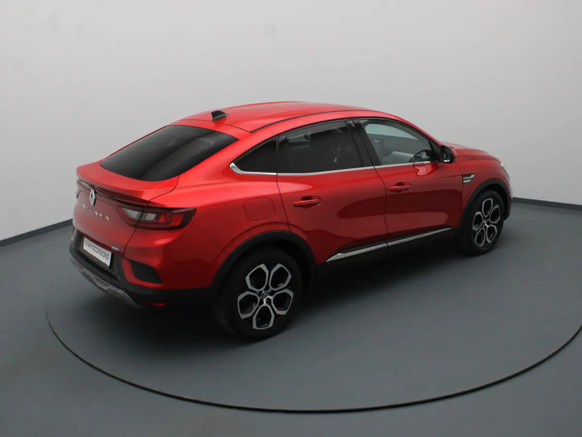 E-Tech Hybrid 145pk Intens Camera | Adapt. Cruise | Navi | Parkeersens. v+a