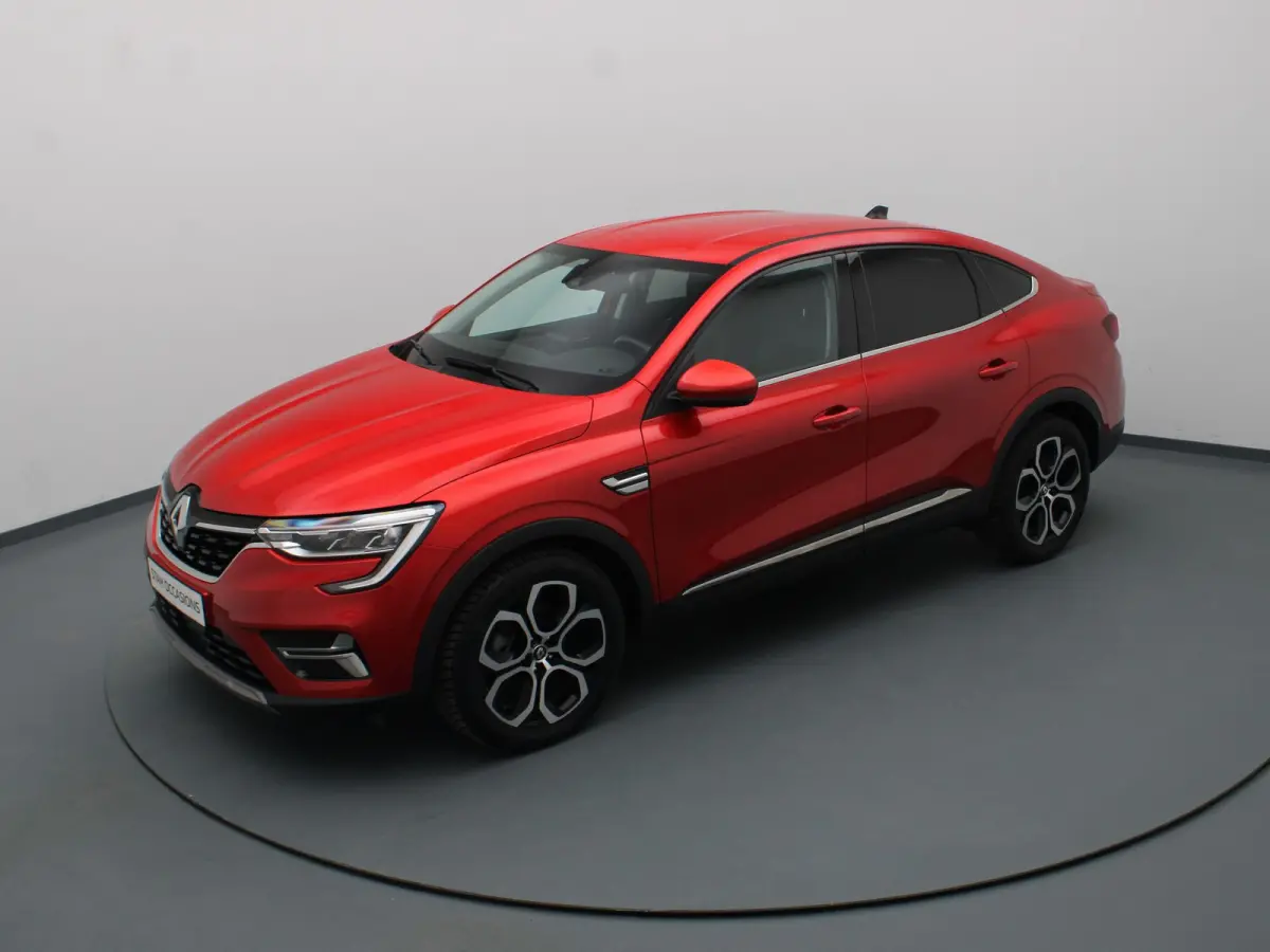 E-Tech Hybrid 145pk Intens Camera | Adapt. Cruise | Navi | Parkeersens. v+a