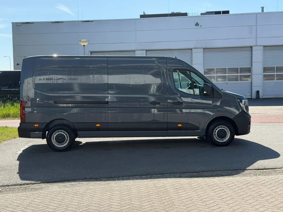 T35 2.0 dCi 150 L3H2 Advance Cruise | Navi | Parkeersensoren achter | Trekhaak | Schuideur Links en Rechts