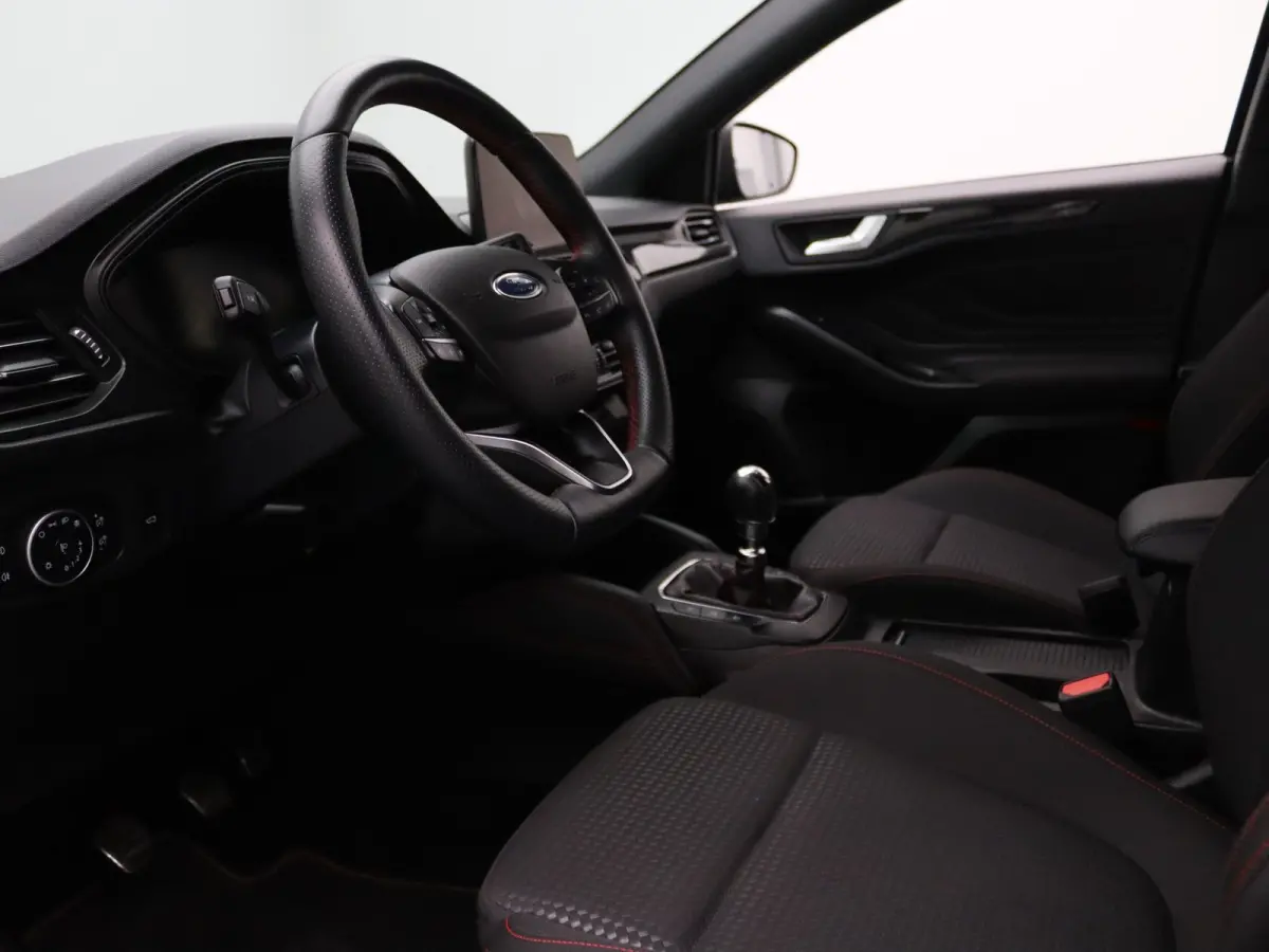 EcoBoost Hybrid ST Line X Business 155pk Camera | Cruise | Parkeersens. v+a | Stoel-/stuur-/voorruitverw.