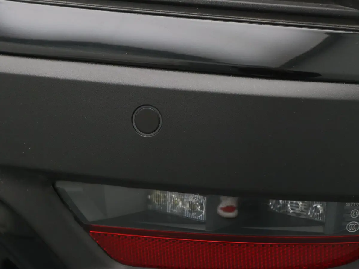 HEV 160pk AT Instyle Harman Kardon | 360° Camera | Stoel-/stuur-/voorruitverw. | Panoramadak