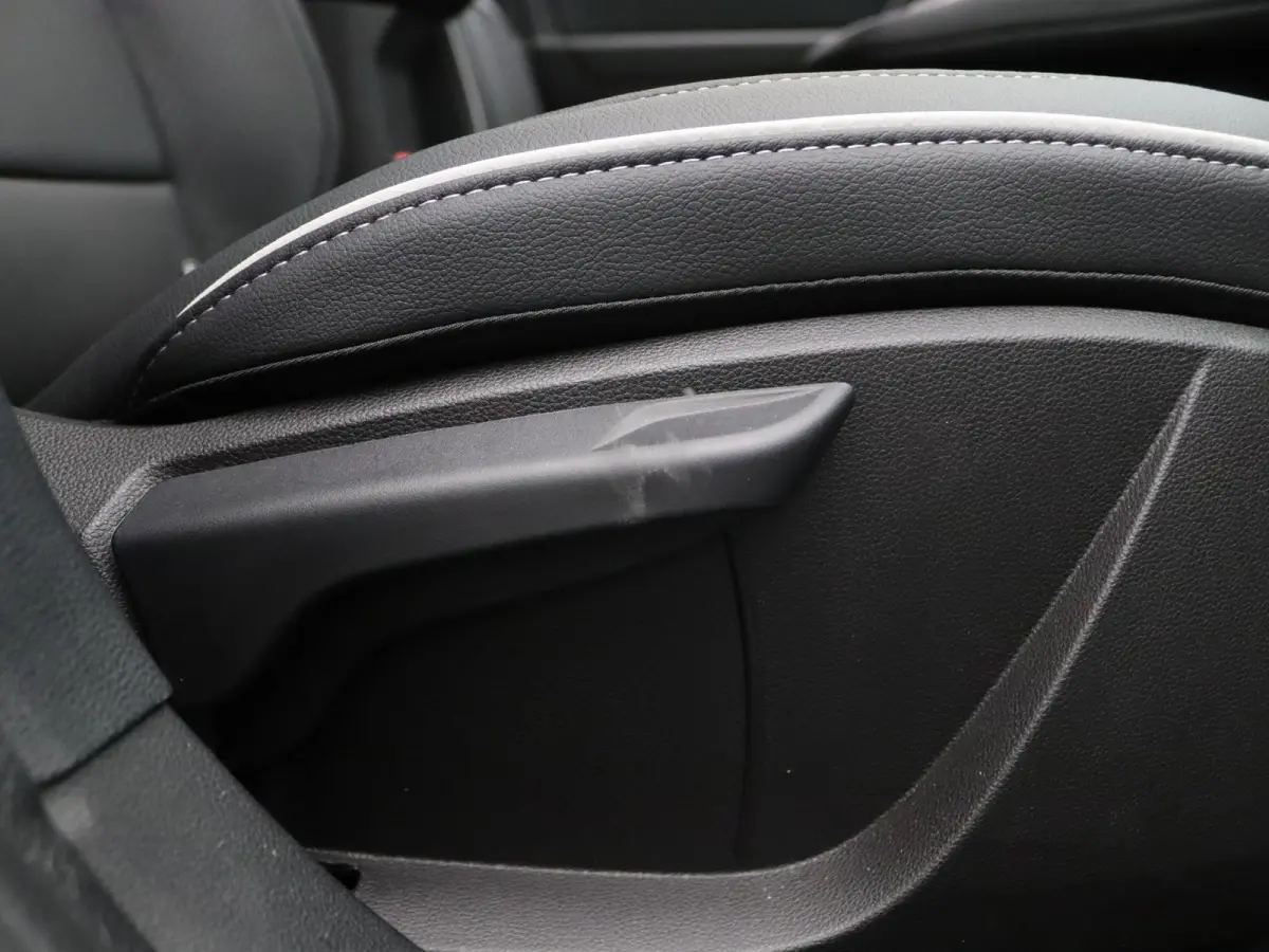 HEV 160pk AT Instyle Harman Kardon | 360° Camera | Stoel-/stuur-/voorruitverw. | Panoramadak
