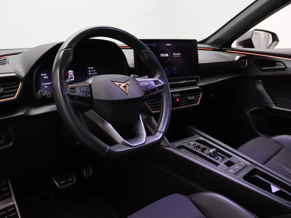 e-Hybrid Performance 245pk Camera | Adapt. Cruise | Parkeersens. v+a | Stoel-/stuurverw. | Trekhaak elektrisch.