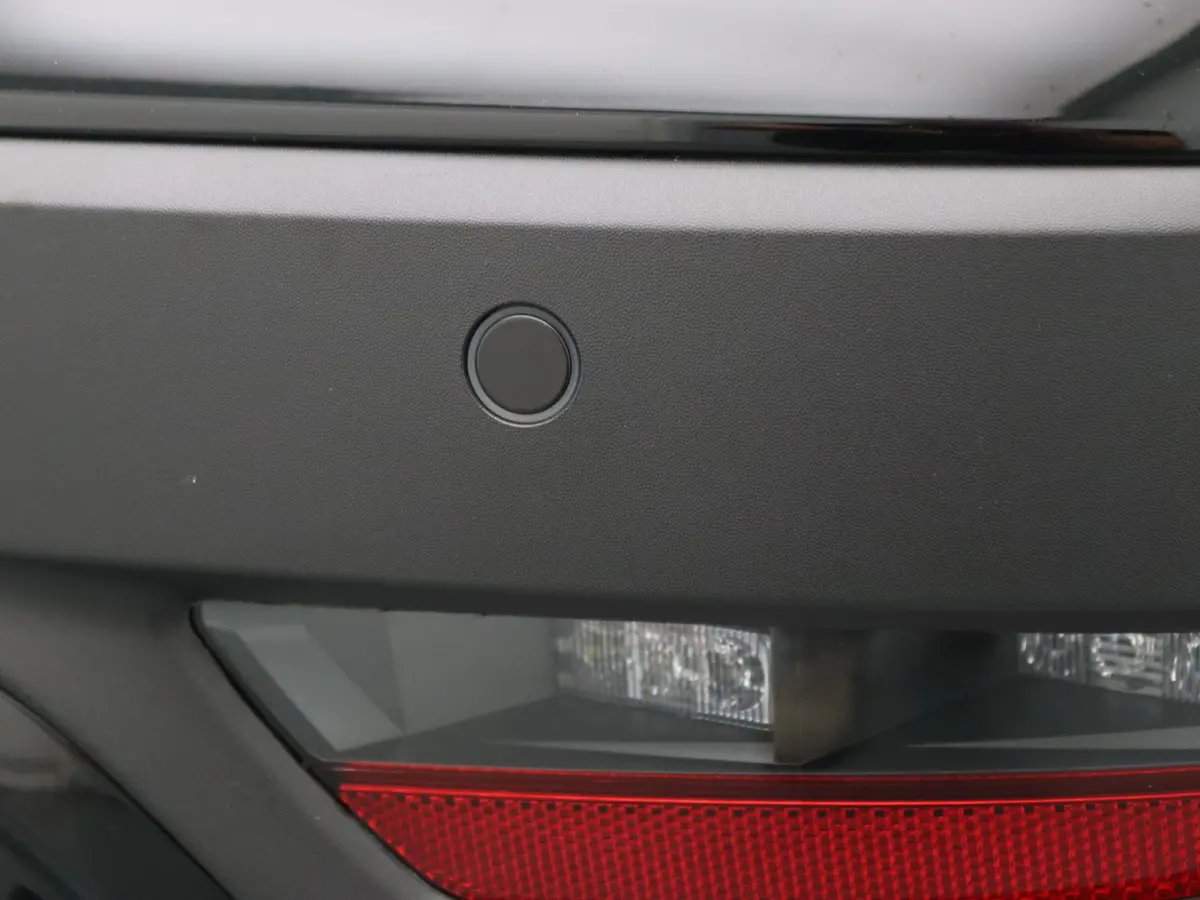 HEV AT Instyle 160pk Harman Kardon | 360° Camera | Stoel-/stuur-/voorruitverw. | Panoramadak