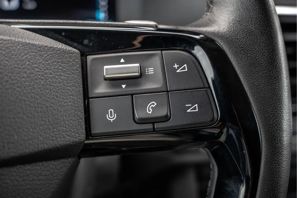 2.0 BlueHDi | 145 PK | AUT | Vitrual display | Camera | Carplay | Cruise | Airco | 3-Zits