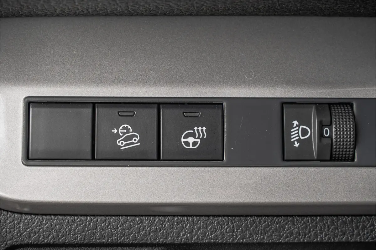 2.0 BlueHDi | 145 PK | AUT | Vitrual display | Camera | Carplay | Cruise | Airco | 3-Zits