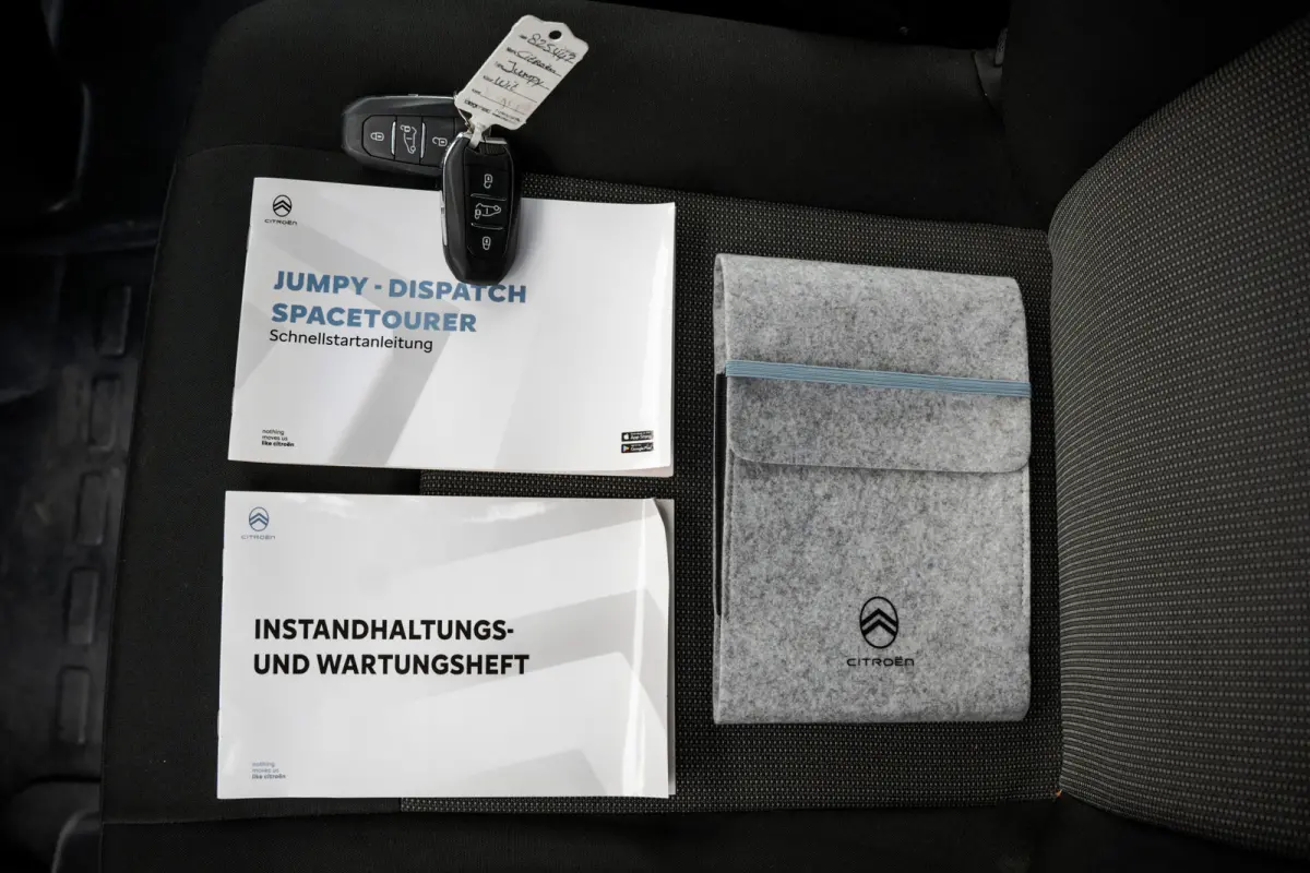 2.0 BlueHDi | 145 PK | AUT | Vitrual display | Camera | Carplay | Cruise | Airco | 3-Zits