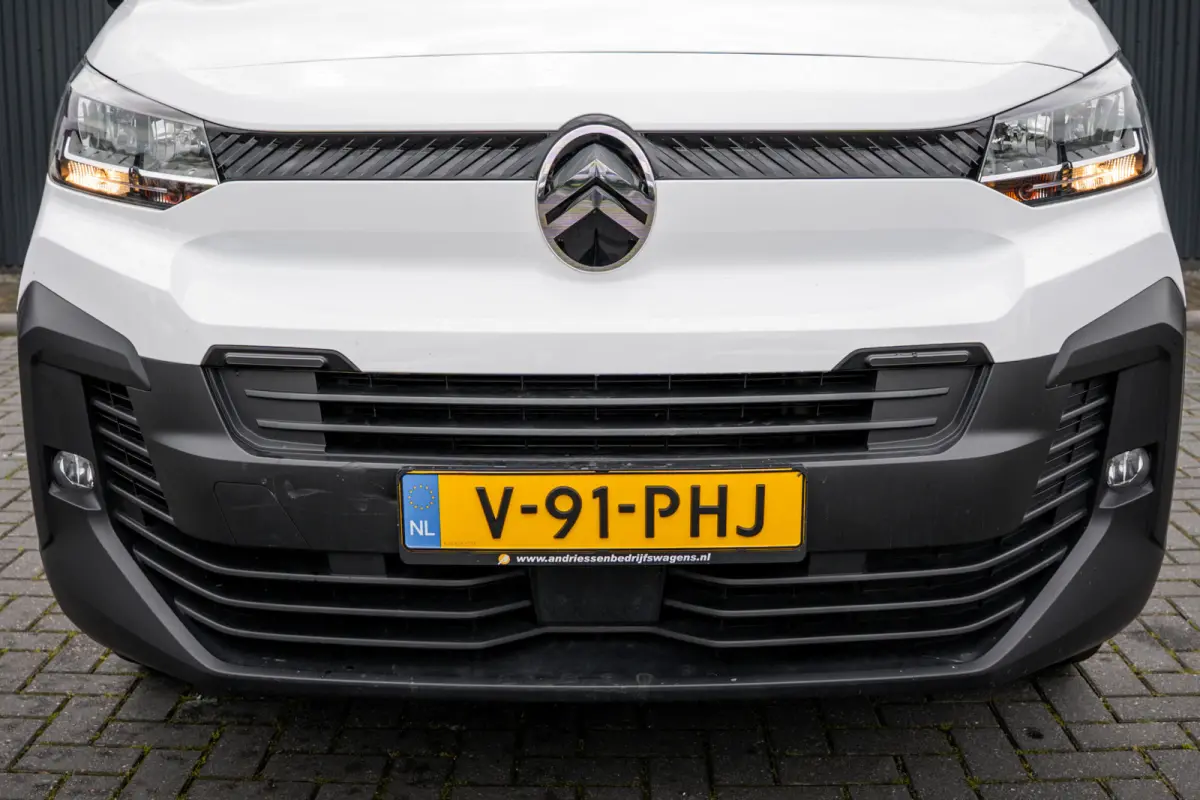 2.0 BlueHDi | 145 PK | AUT | Vitrual display | Camera | Carplay | Cruise | Airco | 3-Zits