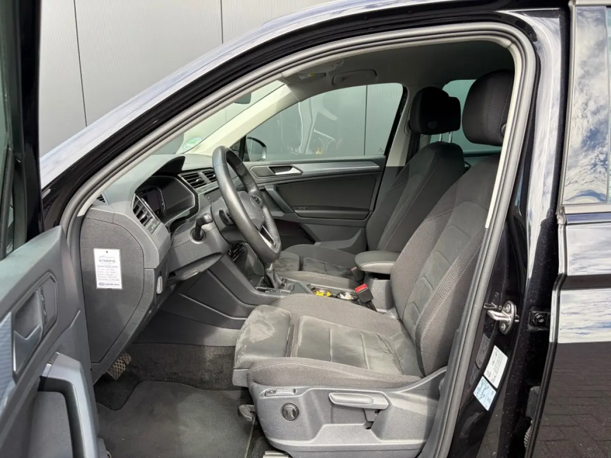 1.4 TSI eHybrid ACC V-Cockpit IQ-Light Stoelmassage Carplay Android