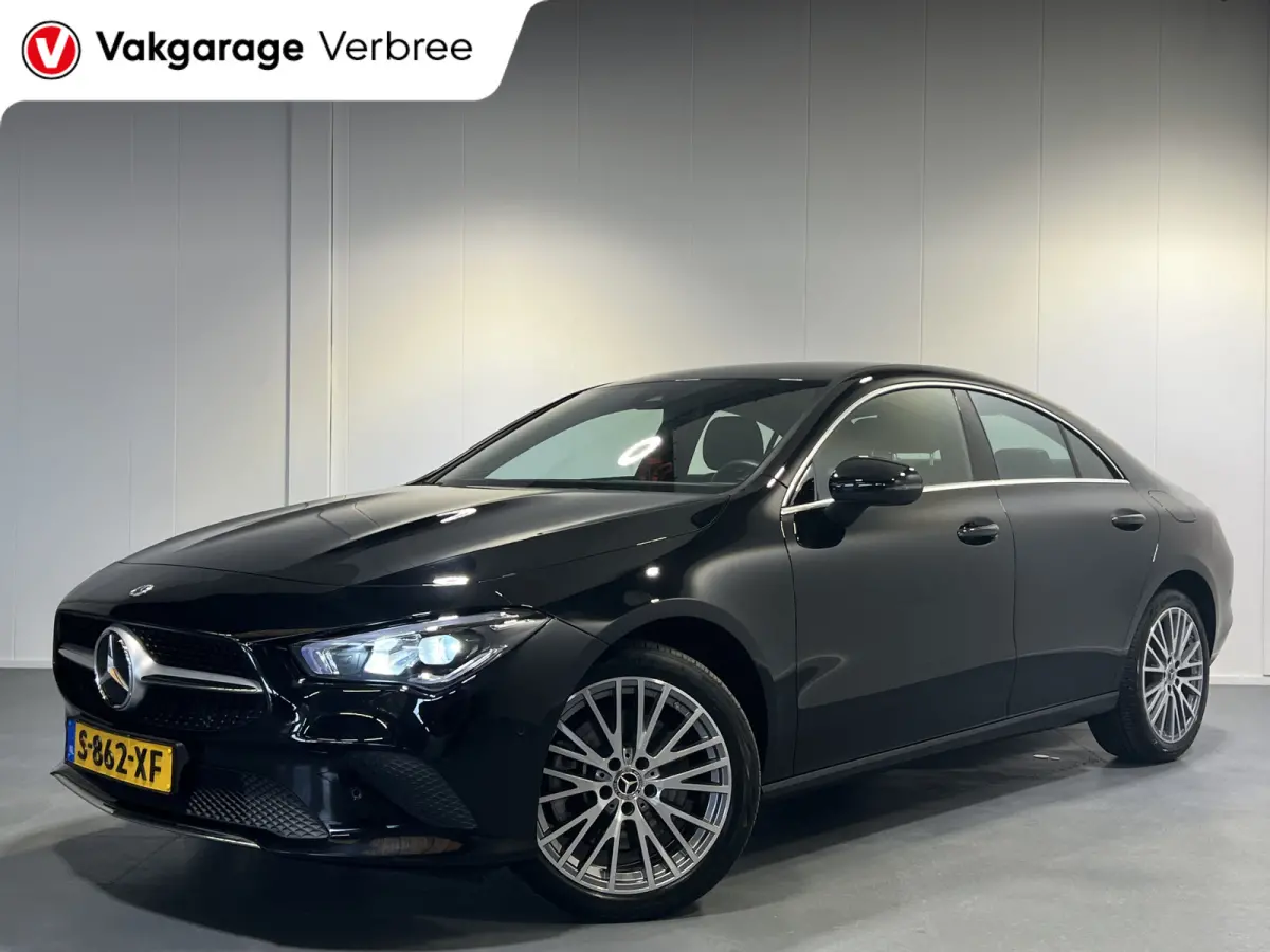 250 e Luxury Line SoH 95,9% | Navigatie | LM Velgen 18" | Voorstoelen Verwarmd | Cruise Control | LED Koplampen | Airco |